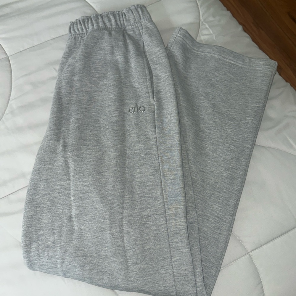 ALO Sweatpants